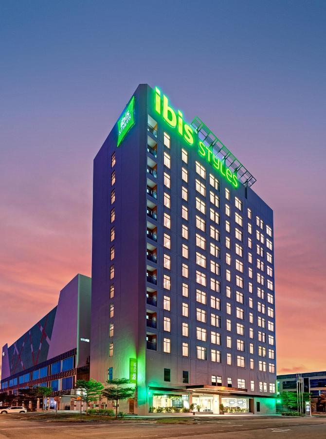 Ibis Styles Johor Iskandar Puteri Hotel Johor Bahru Exterior foto